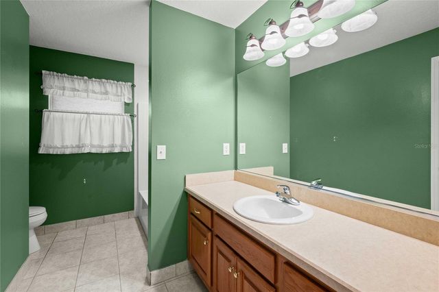 2378 C 478A, Webster, FL 33597