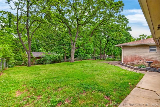 114 Ramblewood, Bartlesville, OK 74003