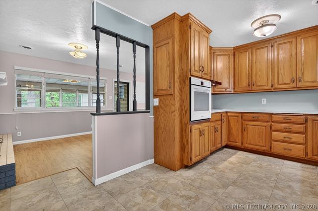 114 Ramblewood, Bartlesville, OK 74003