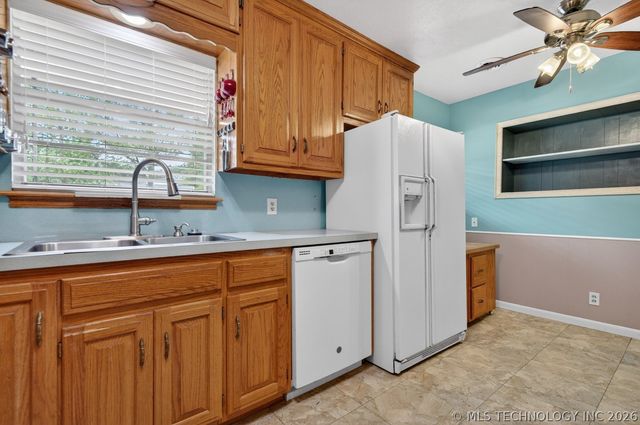 114 Ramblewood, Bartlesville, OK 74003