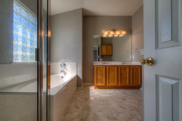 572 Woodsorrel WAY, Round Rock, TX 78665