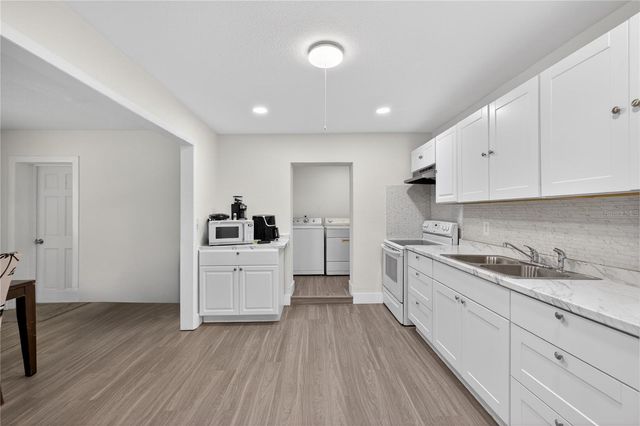 303 E HOLLYWOOD ST, Tampa, FL 33604