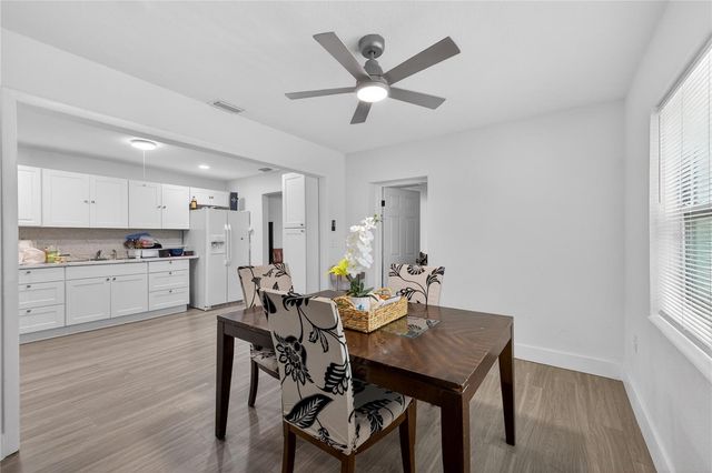 303 E HOLLYWOOD ST, Tampa, FL 33604