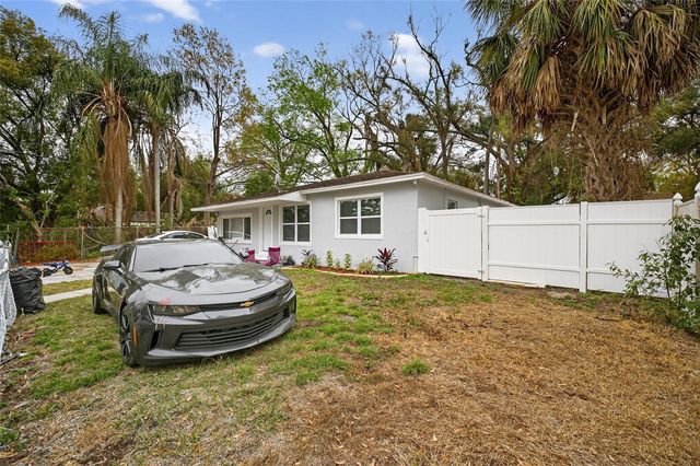 303 E HOLLYWOOD ST, Tampa, FL 33604