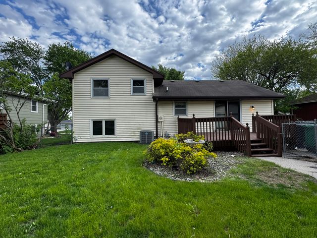 414 NE 9th Street, Ankeny, IA 50021