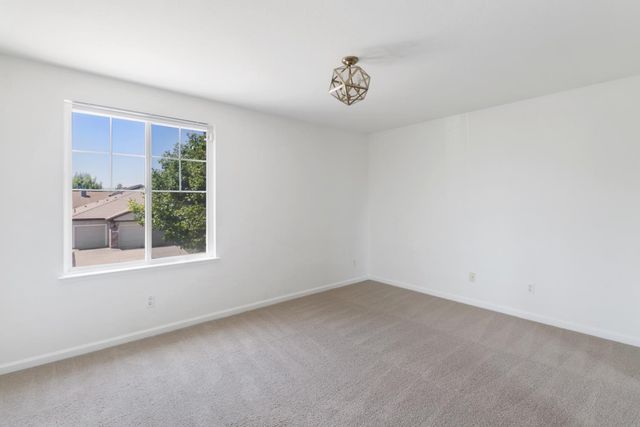 648 Spaulding Dr, Roseville, CA 95678
