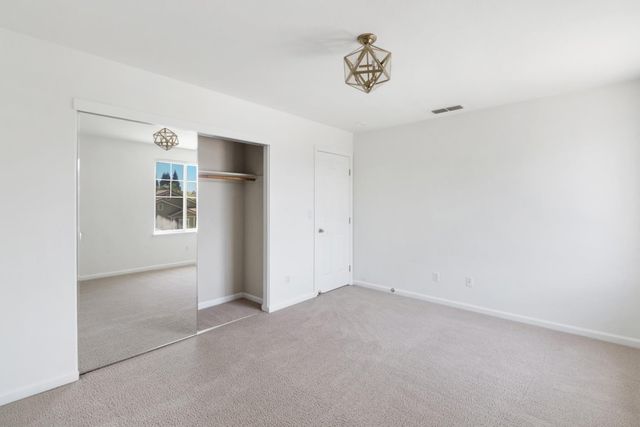 648 Spaulding Dr, Roseville, CA 95678