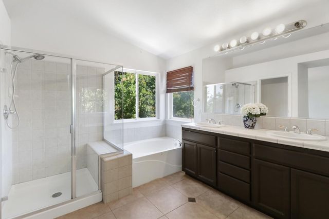 648 Spaulding Dr, Roseville, CA 95678