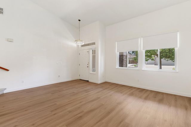 648 Spaulding Dr, Roseville, CA 95678