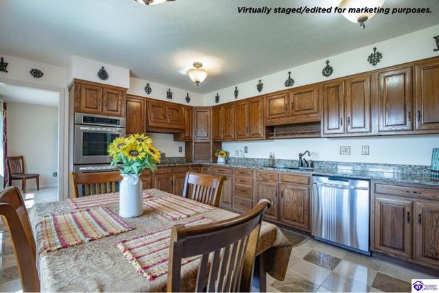 11441 Rineyville Road, Vine Grove, KY 40175