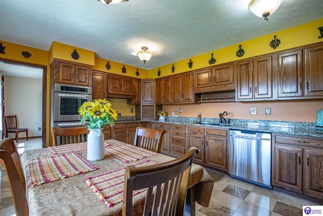 11441 Rineyville Road, Vine Grove, KY 40175