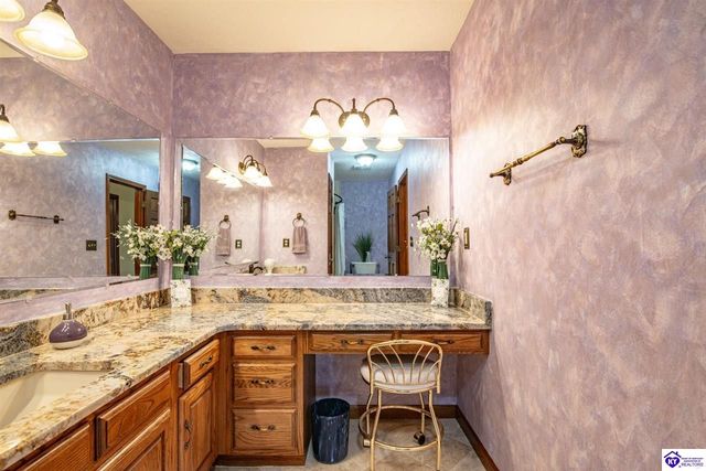 11441 Rineyville Road, Vine Grove, KY 40175