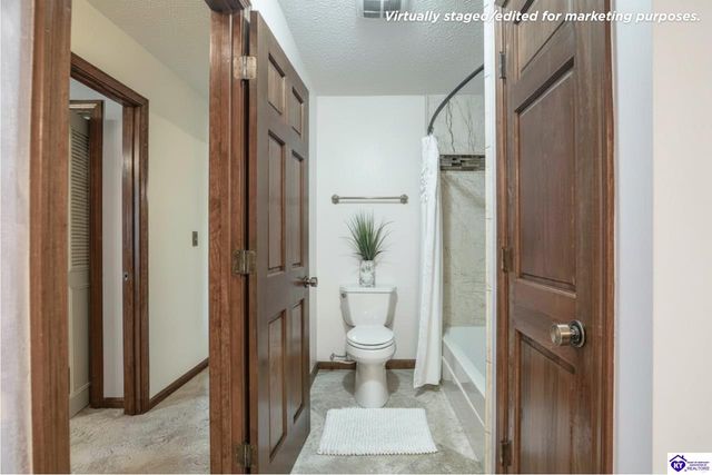 11441 Rineyville Road, Vine Grove, KY 40175