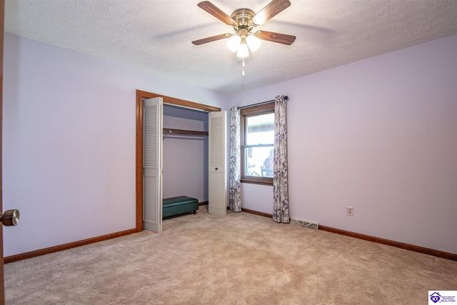 11441 Rineyville Road, Vine Grove, KY 40175