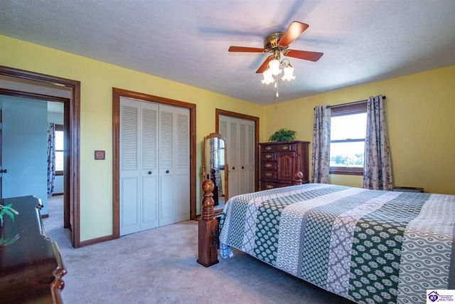 11441 Rineyville Road, Vine Grove, KY 40175