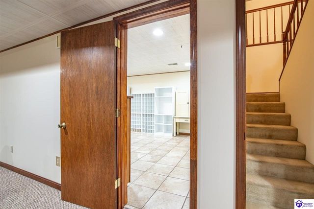 11441 Rineyville Road, Vine Grove, KY 40175