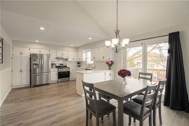 17230 W 156th Terrace, Olathe, KS 66062