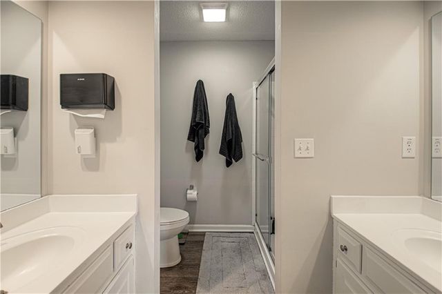 17230 W 156th Terrace, Olathe, KS 66062