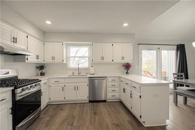 17230 W 156th Terrace, Olathe, KS 66062