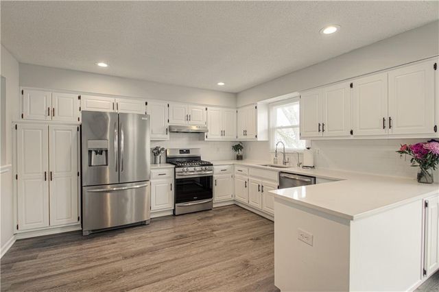 17230 W 156th Terrace, Olathe, KS 66062