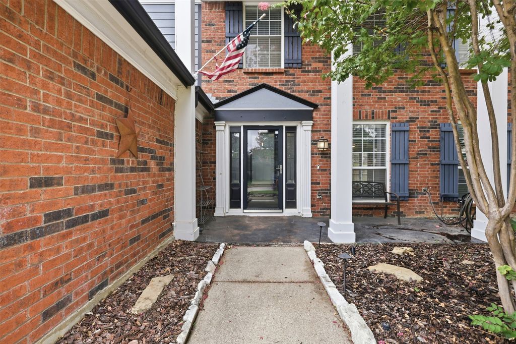 4708 Glenbrook Drive, Grapevine, TX 76051 — photo 4
