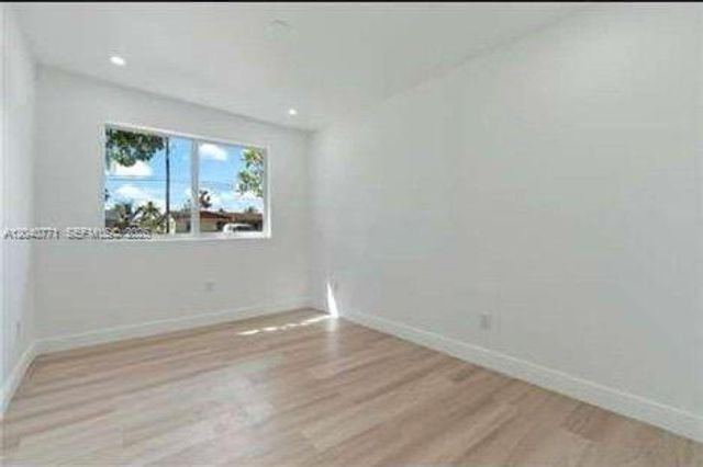 5701 SW 41st Street ., West Park, FL 33023