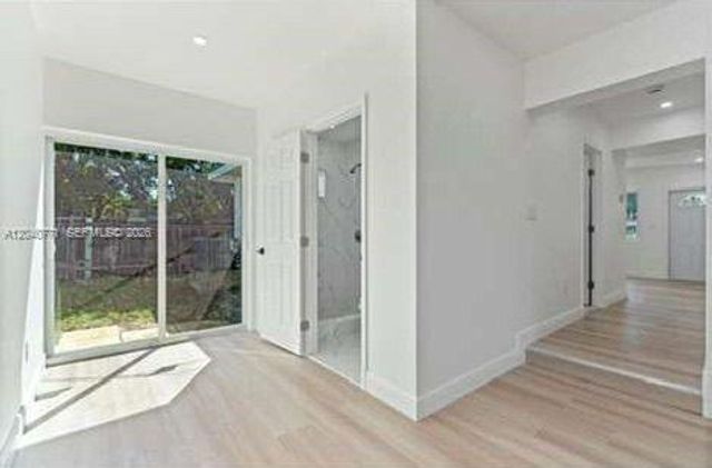 5701 SW 41st Street ., West Park, FL 33023