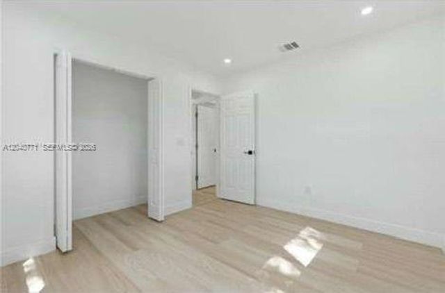 5701 SW 41st Street ., West Park, FL 33023