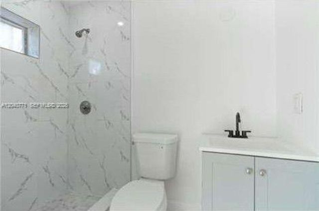 5701 SW 41st Street ., West Park, FL 33023