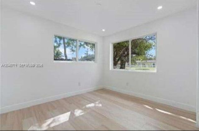 5701 SW 41st Street ., West Park, FL 33023