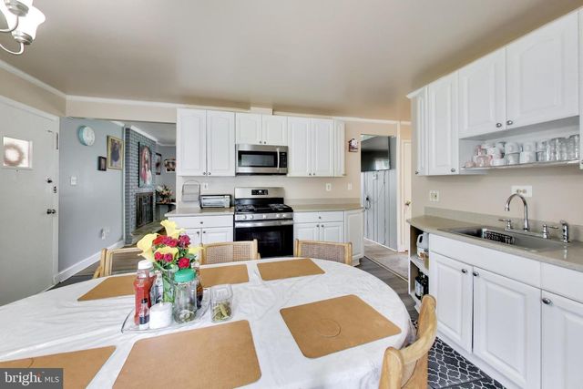 818 E JEFFERSON ST, Rockville, MD 20852
