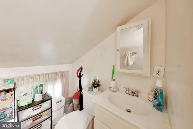 818 E JEFFERSON ST, Rockville, MD 20852
