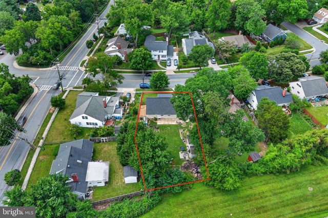 818 E JEFFERSON ST, Rockville, MD 20852