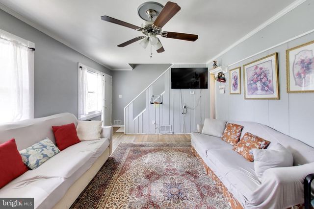 818 E JEFFERSON ST, Rockville, MD 20852