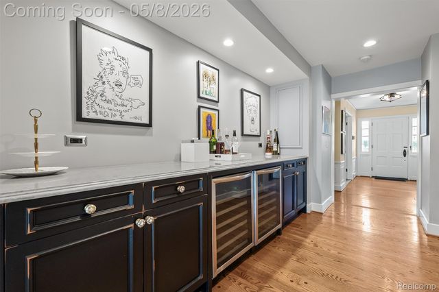 3937 Englewood Court, West Bloomfield Charter Township, MI 48323