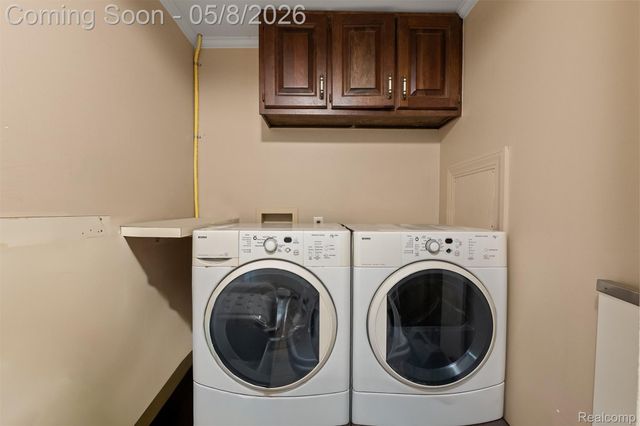 3937 Englewood Court, West Bloomfield Charter Township, MI 48323