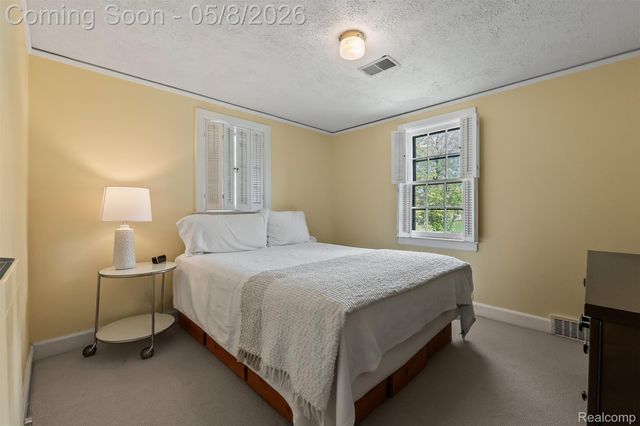 3937 Englewood Court, West Bloomfield Charter Township, MI 48323