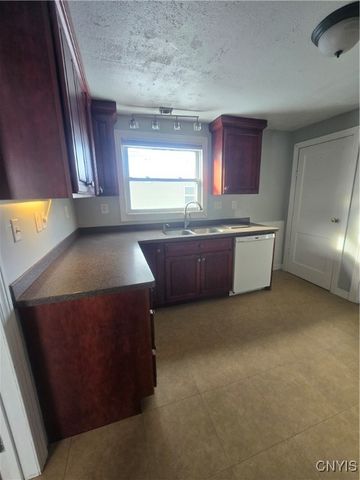 154 East Bacon Street, Sangerfield, NY 13480