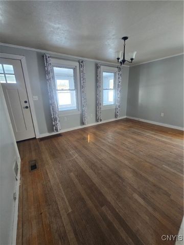 154 East Bacon Street, Sangerfield, NY 13480