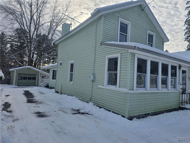 154 East Bacon Street, Sangerfield, NY 13480