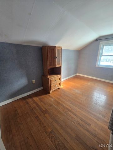 154 East Bacon Street, Sangerfield, NY 13480