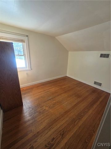 154 East Bacon Street, Sangerfield, NY 13480