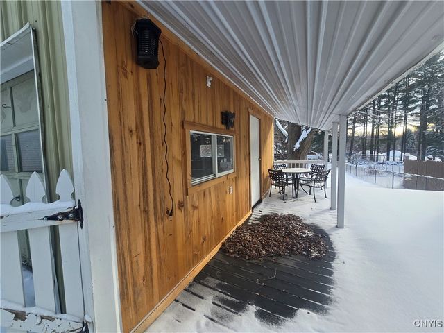 154 East Bacon Street, Sangerfield, NY 13480