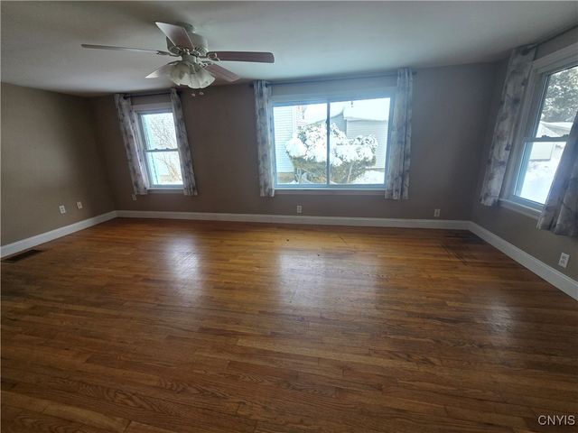 154 East Bacon Street, Sangerfield, NY 13480