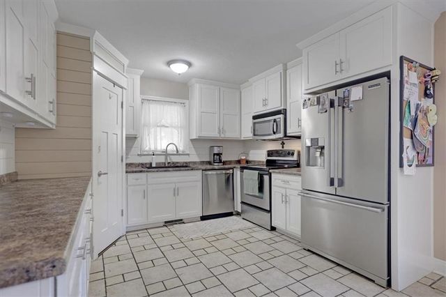 902 Plattsburg Street, Lathrop, MO 64465