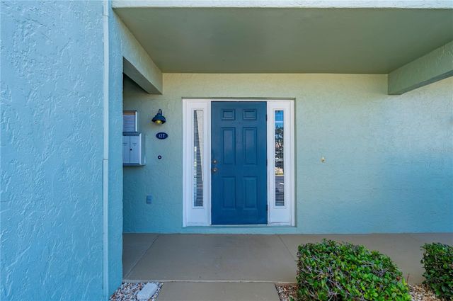 1400 MINEO DRIVE 12T, Punta Gorda, FL 33950