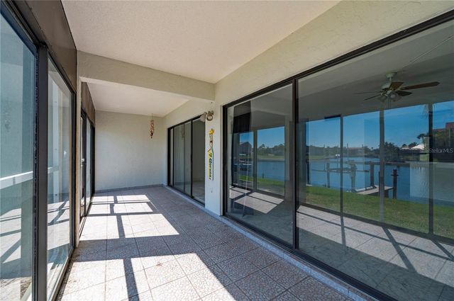 1400 MINEO DRIVE 12T, Punta Gorda, FL 33950
