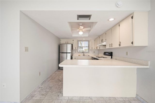 1400 MINEO DRIVE 12T, Punta Gorda, FL 33950