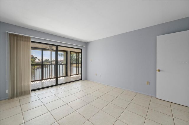 1400 MINEO DRIVE 12T, Punta Gorda, FL 33950