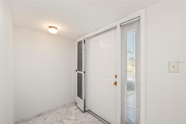 1400 MINEO DRIVE 12T, Punta Gorda, FL 33950